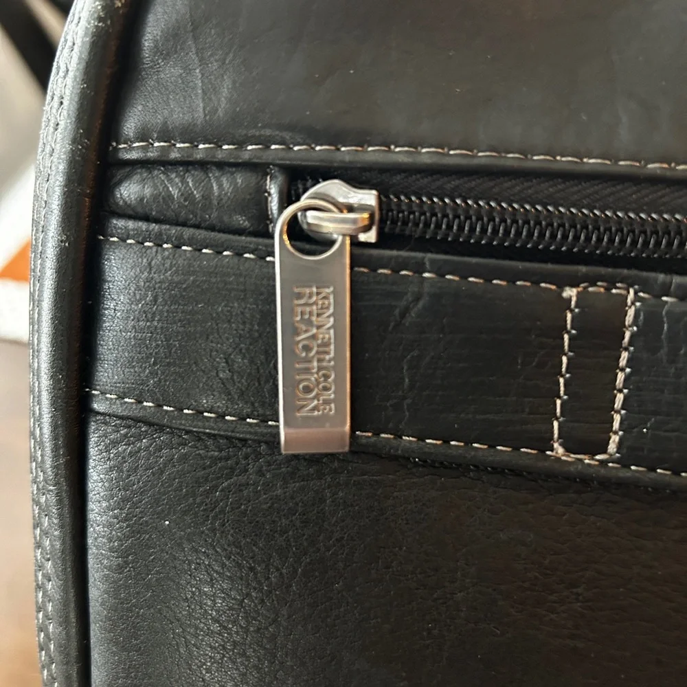 Kenneth Cole Reaction Black Leather Laptop Bag